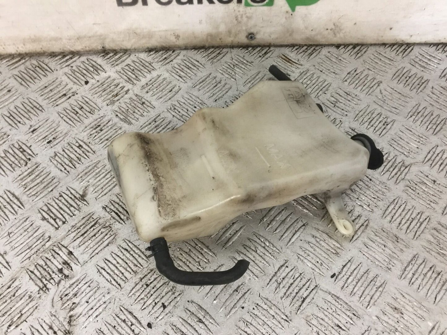 TRIUMPH 1050 SPRINT COOLANT BOTTLE  YEAR 2004-2007 (STOCK 888)