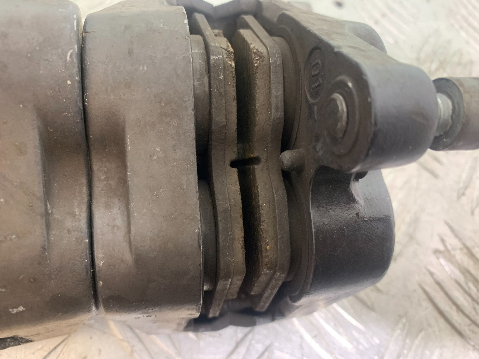 BMW R850 R R850R FRONT BRAKE CALIPERS   YEAR 1994-2002 (CMB1170)
