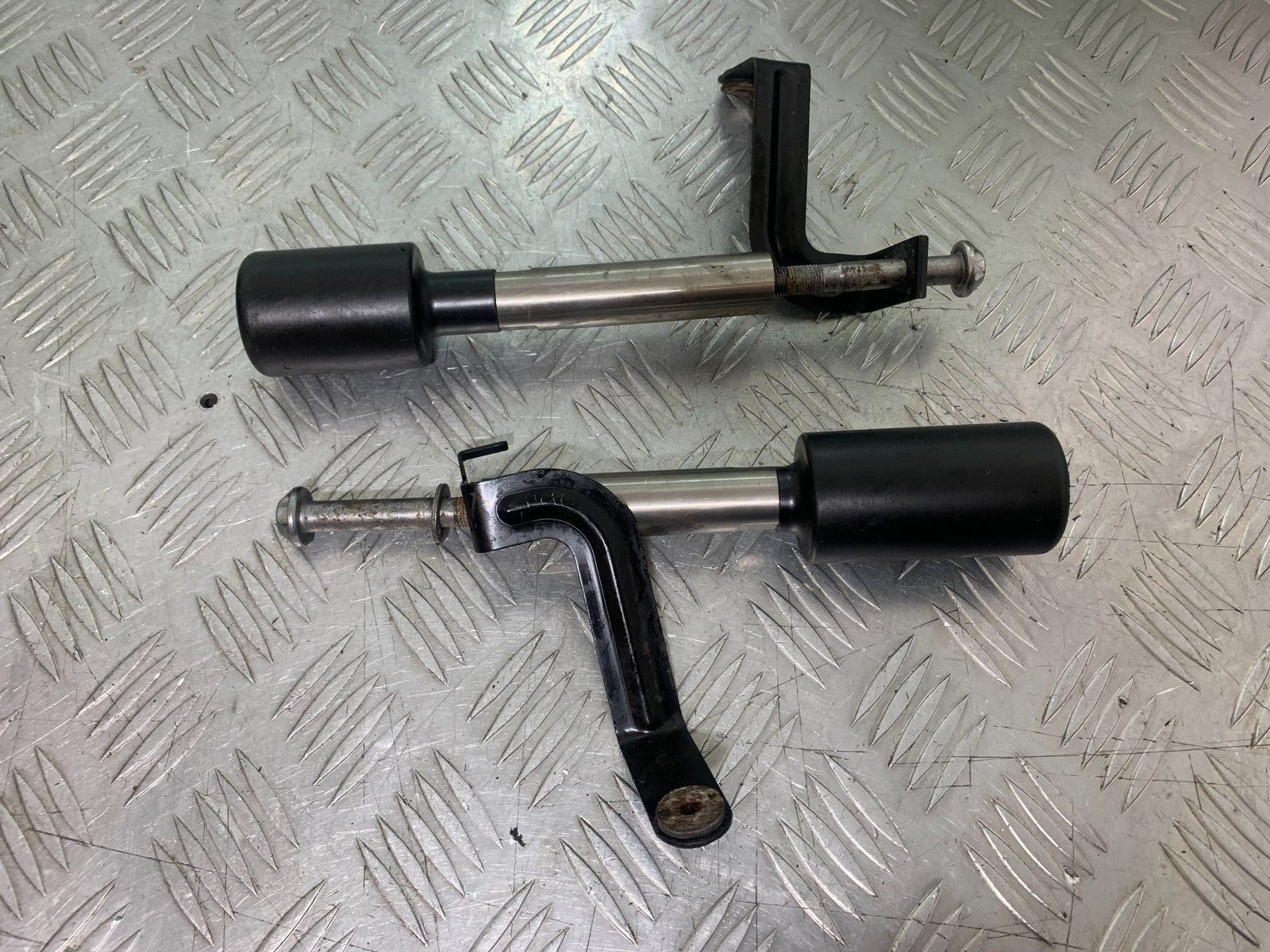 TRIUMPH 1050 SPRINT ST CRASH PROTECTORS    2004-2007 (CMB1197)
