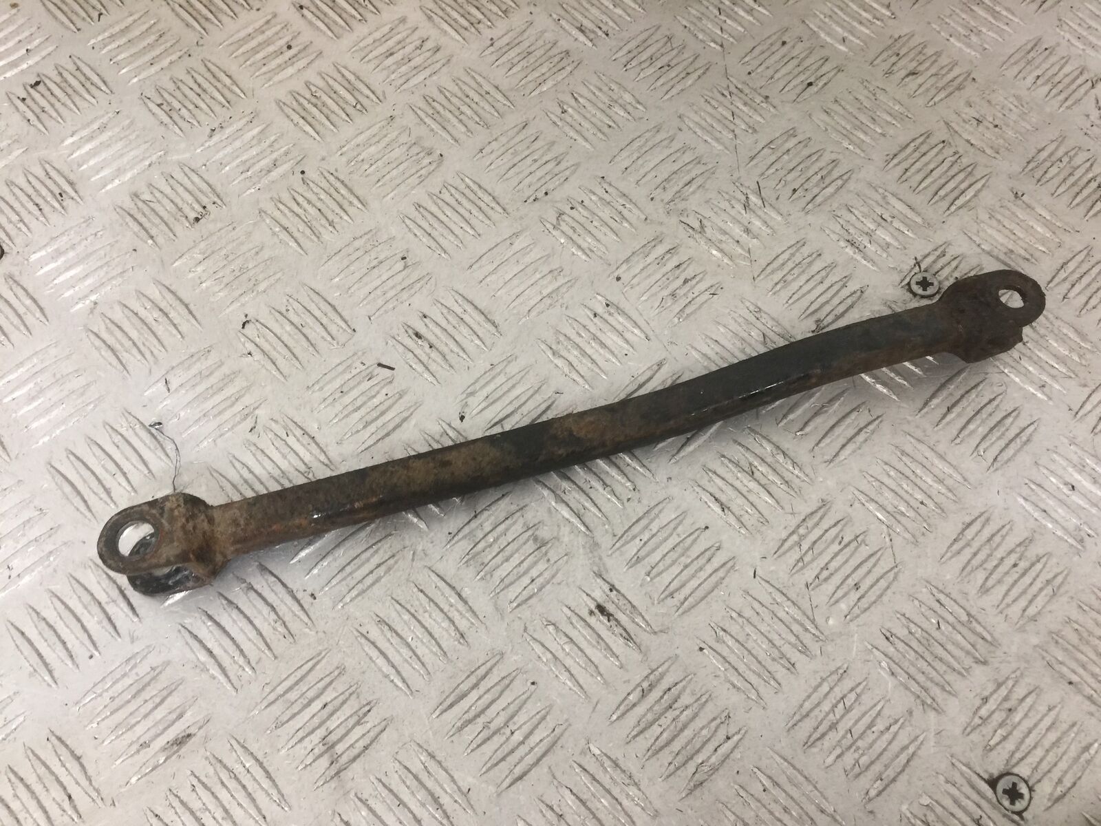 SUZUKI GSF1200 BANDIT MK2 BRAKE ARM   YEAR 2001-05 (STOCK 859)