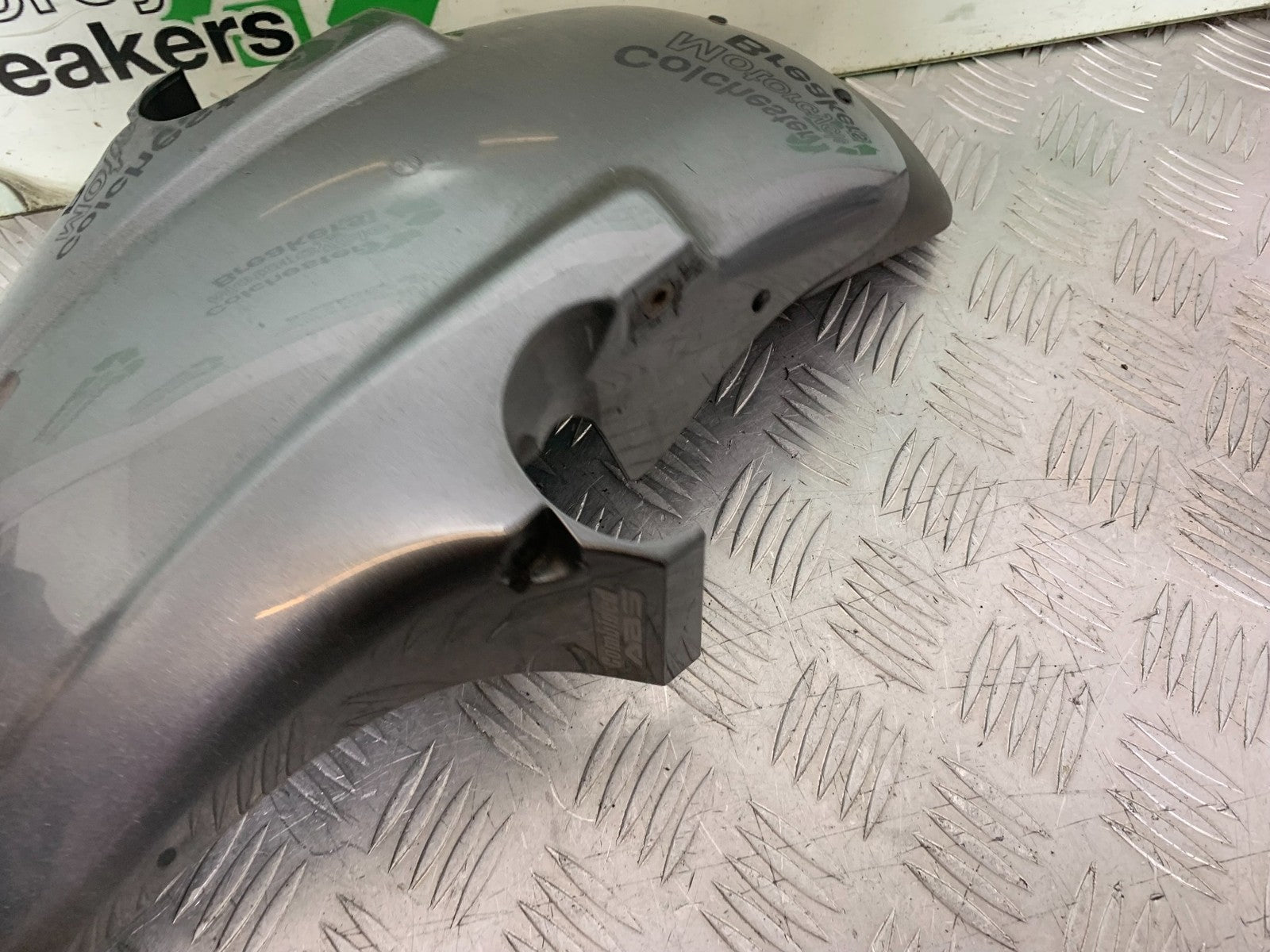 HONDA CBF600 CBF 600 FRONT MUDGUARD  YEAR 2004-07  (CMB1305)