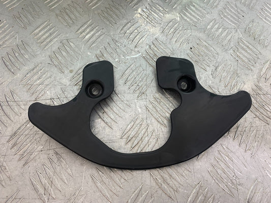 HONDA CBR1000 rr FIREBLADE BOTTOM YOKE INFILL PANEL  YEAR 2006 (CMB1220)