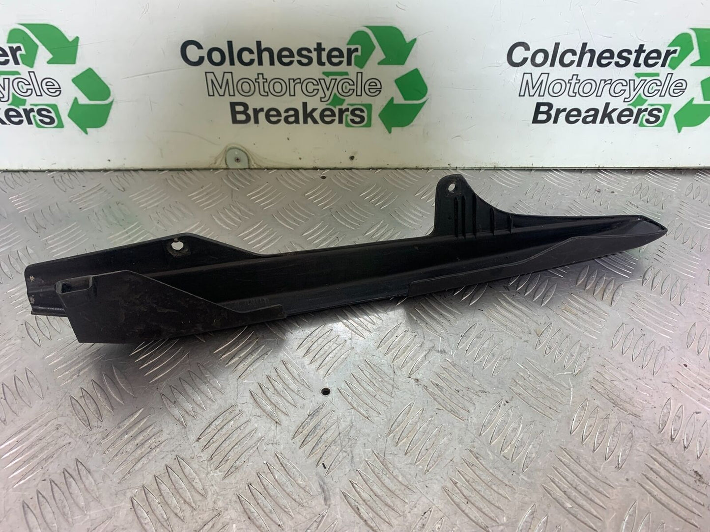 HONDA CBR600 CBR 600 F CHAIN GUARD    YEAR 2000-2003(CMB1091)