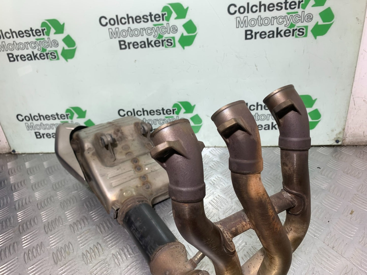 TRIUMPH TRIDENT 660 EXHAUST    YEAR 2021-2024 (CMB1295)