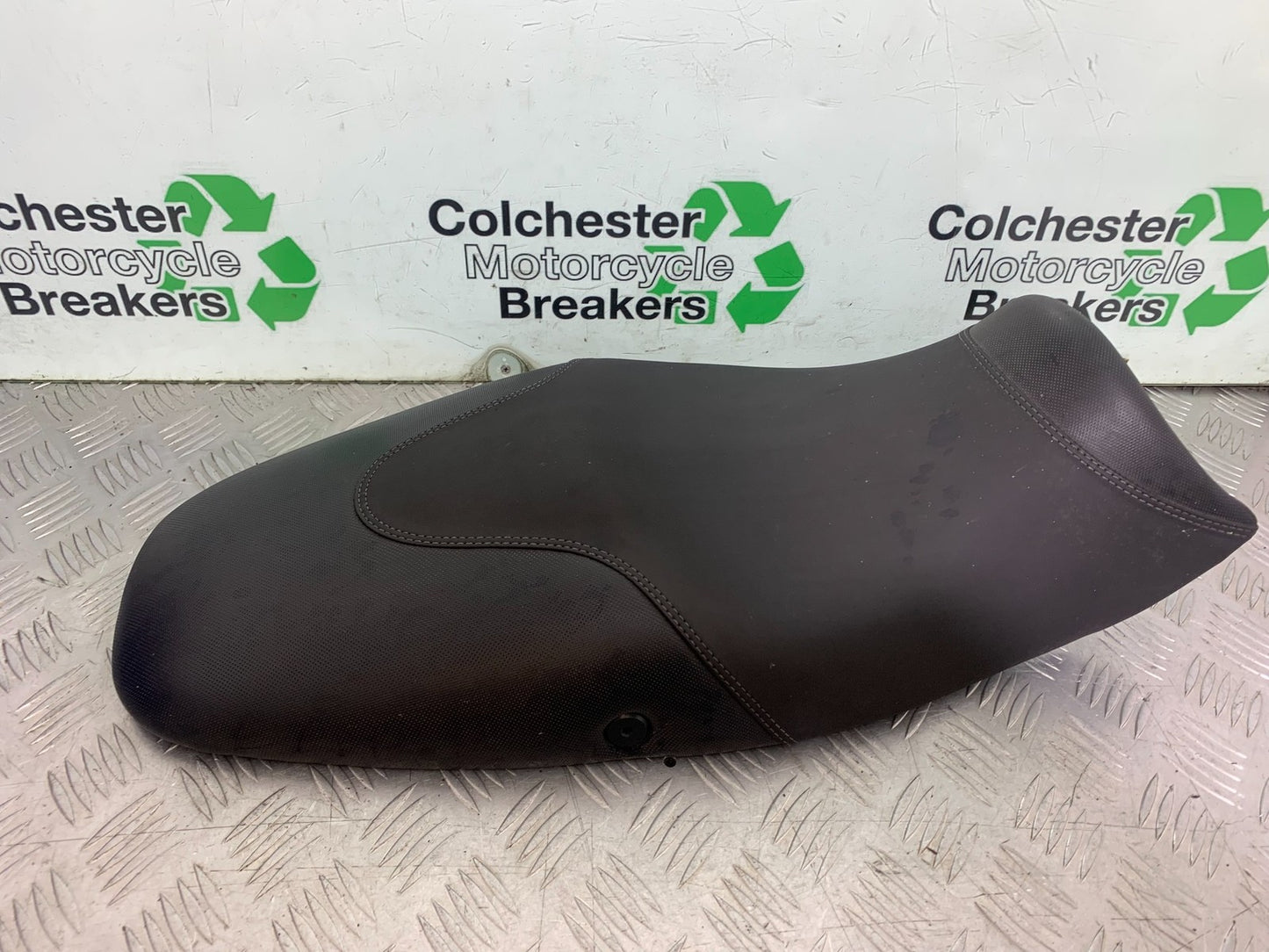 TRIUMPH SPEED TRIPLE R 1050 SEAT  2009 (CMB1183)