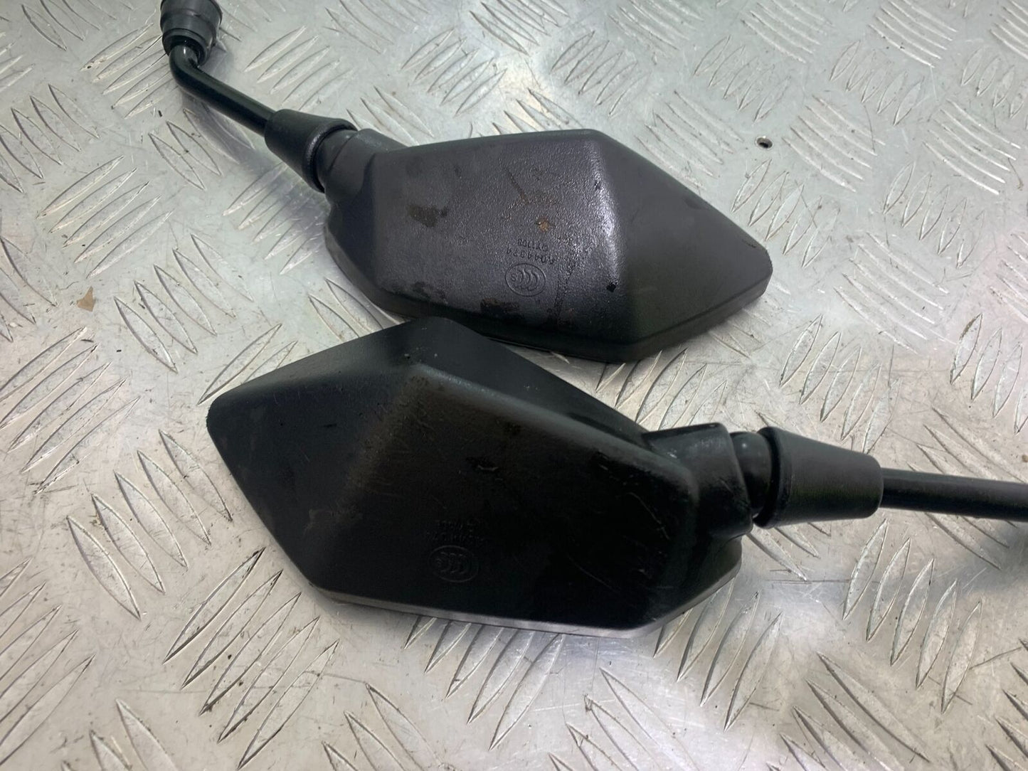MUTT GT-SS  125 MIRRORS YEAR 2020- 2024 (CMB1085)