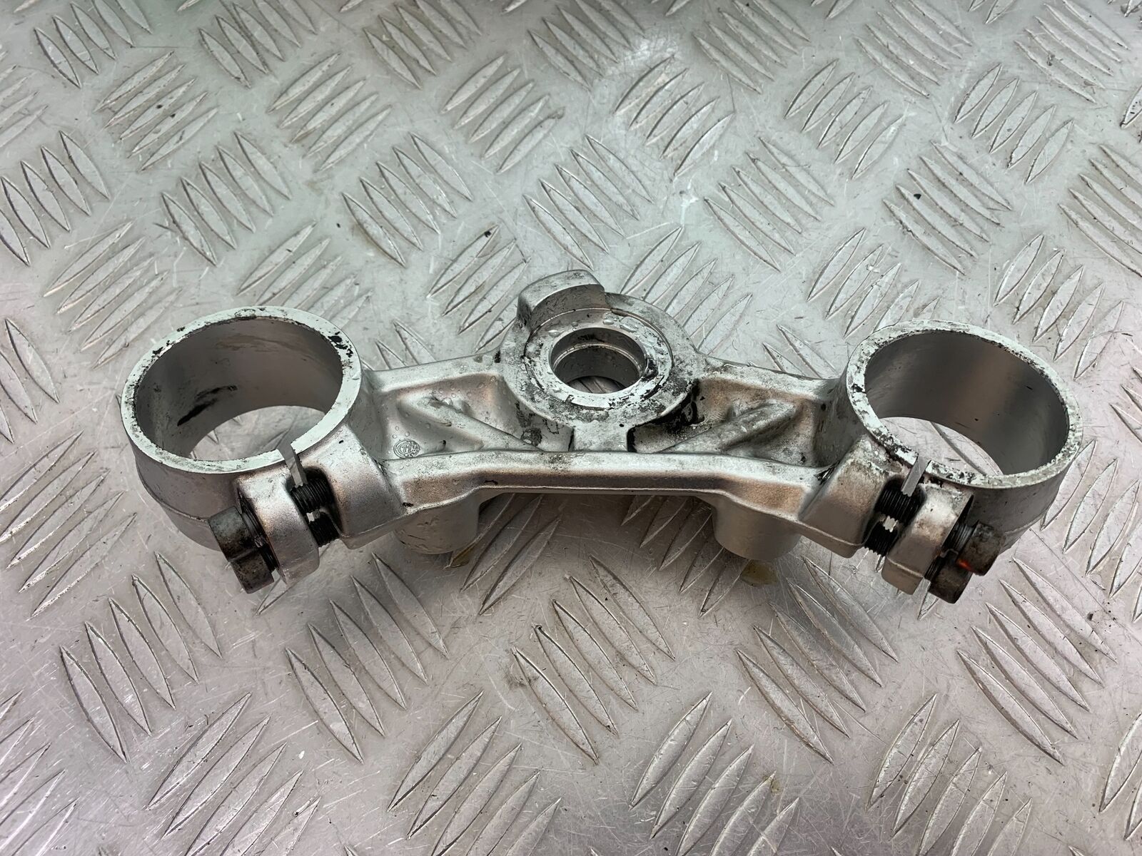 TRIUMPH TIGER 800 TOP YOKE  YEAR 2011-2014 (CMB1113)