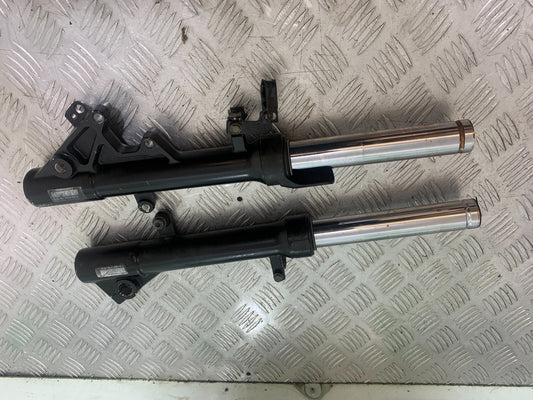 KAWASAKI J125 J125 FORKS  YEAR 2016-2020 (CMB1158)