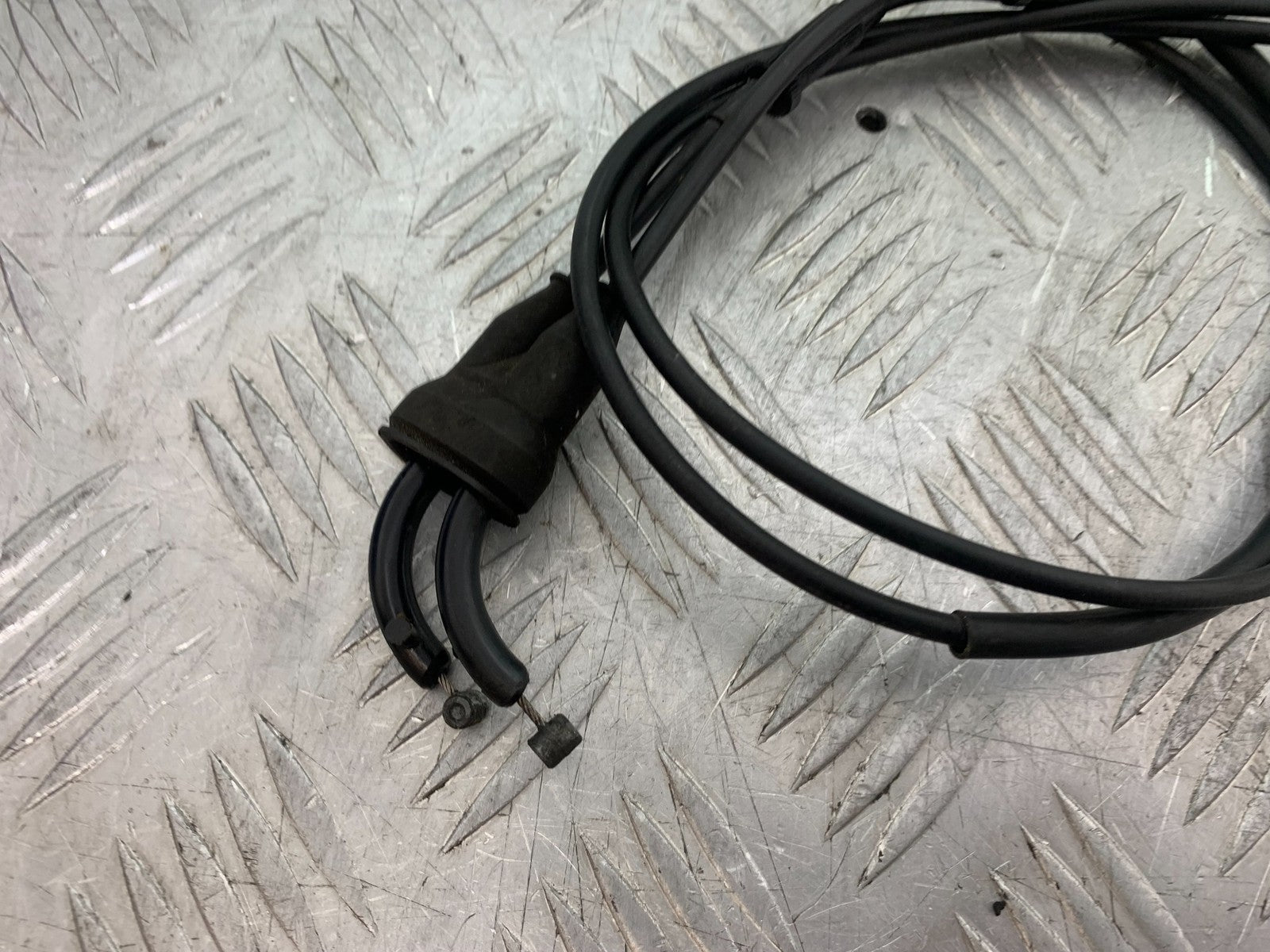 KAWASAKI ZX10R ZX10 R THROTTLE CABLES   2008-2010 (CMB1301)