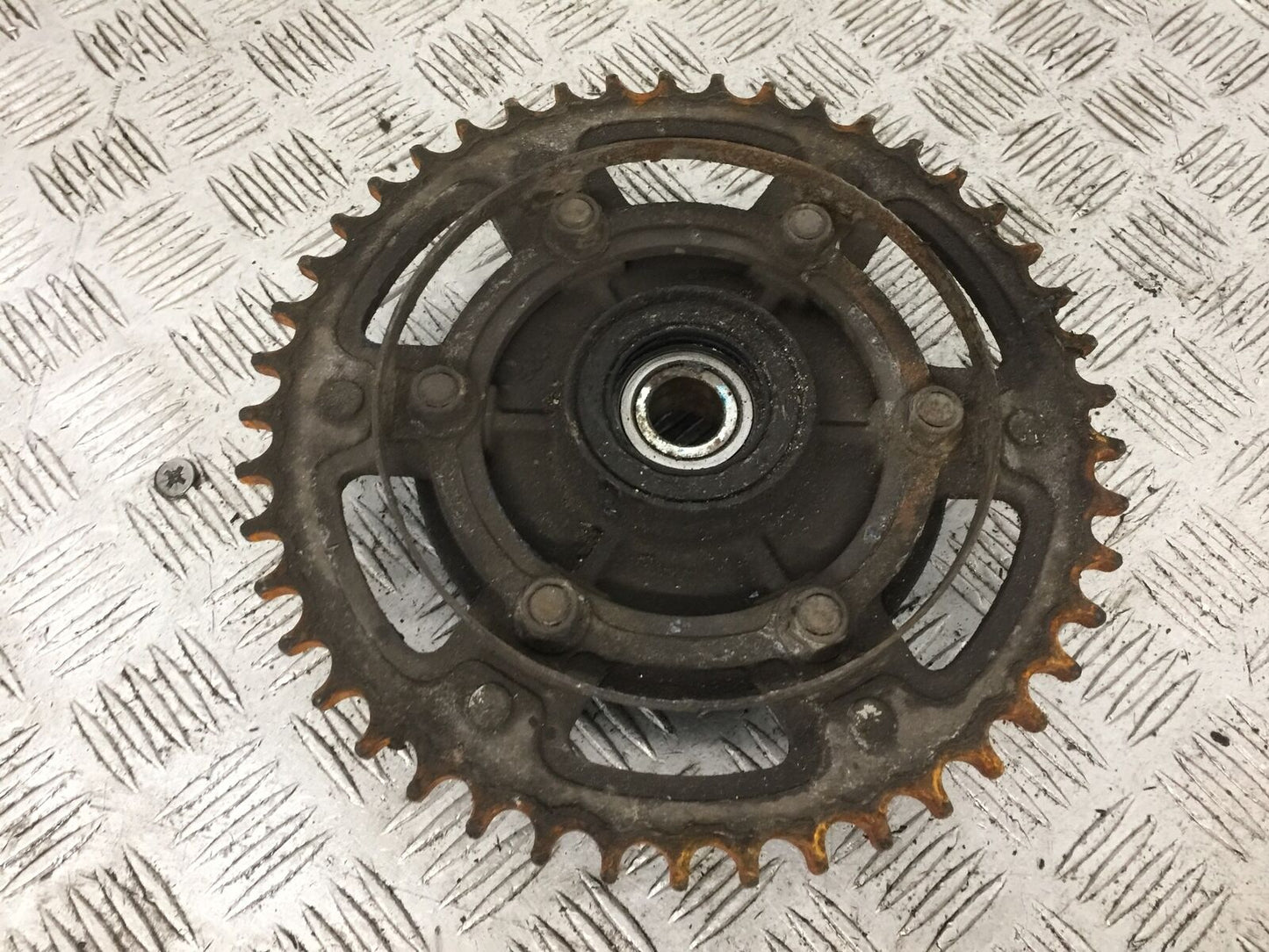 YAMAHA MT09 MT-09 SPROCKET CARRIER   YEAR 2018 (STOCK 906)