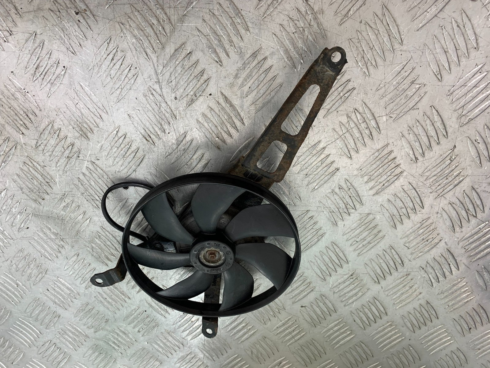KAWASAKI GTR1400 GTR 1400 RADIATOR FAN  YEAR 2007-2009 (CMB1306)