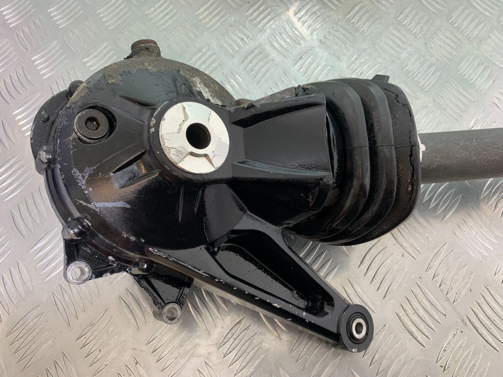 TRIUMPH TIGER 1200 EXPLORER REAR DIFF   YEAR 2012-2015 (STOCK 992)