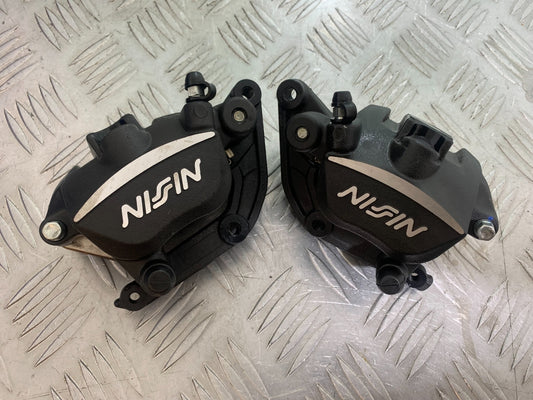 TRIUMPH TRIDENT 660 FRONT BRAKE CALIPERS   YEAR 2021-2024 (CMB1148)