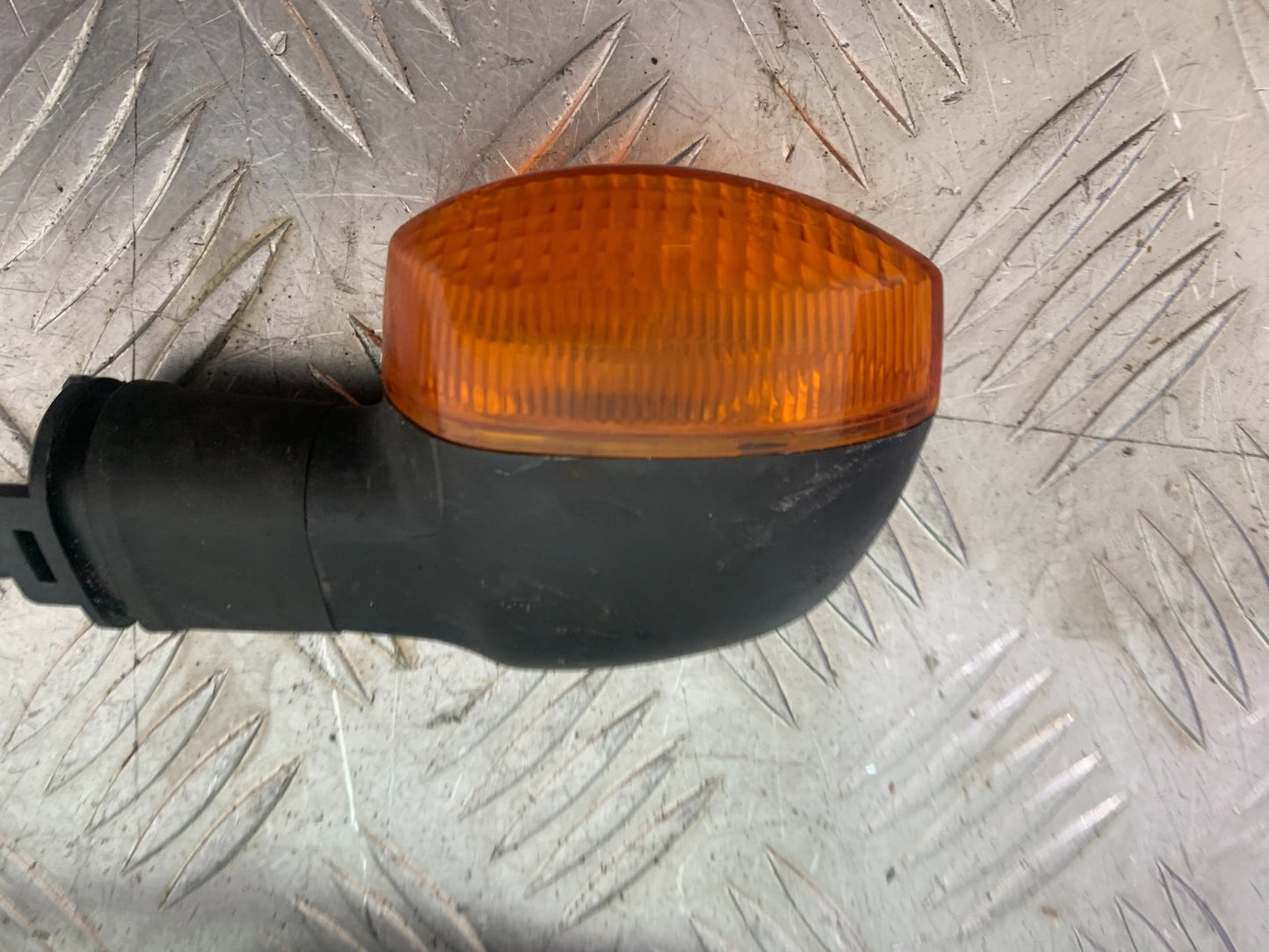YAMAHA YZF R1 FRONT AND REAR INDICATORS   YEAR 2004-2006 (CMB1155)
