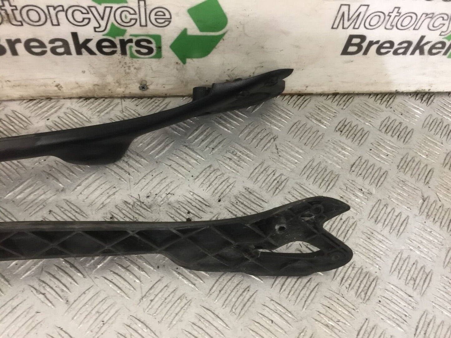 BMW K1200 RS K1200 RS SIDE RAILS  YEAR 2000 (STOCK 856)