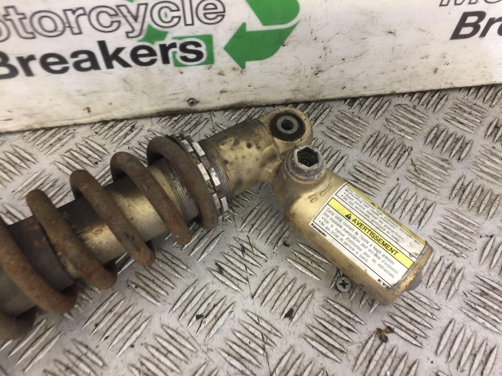 KAWASAKI ZX6R ZX6 G REAR SHOCK  YEAR 1998-99 (STOCK 582)