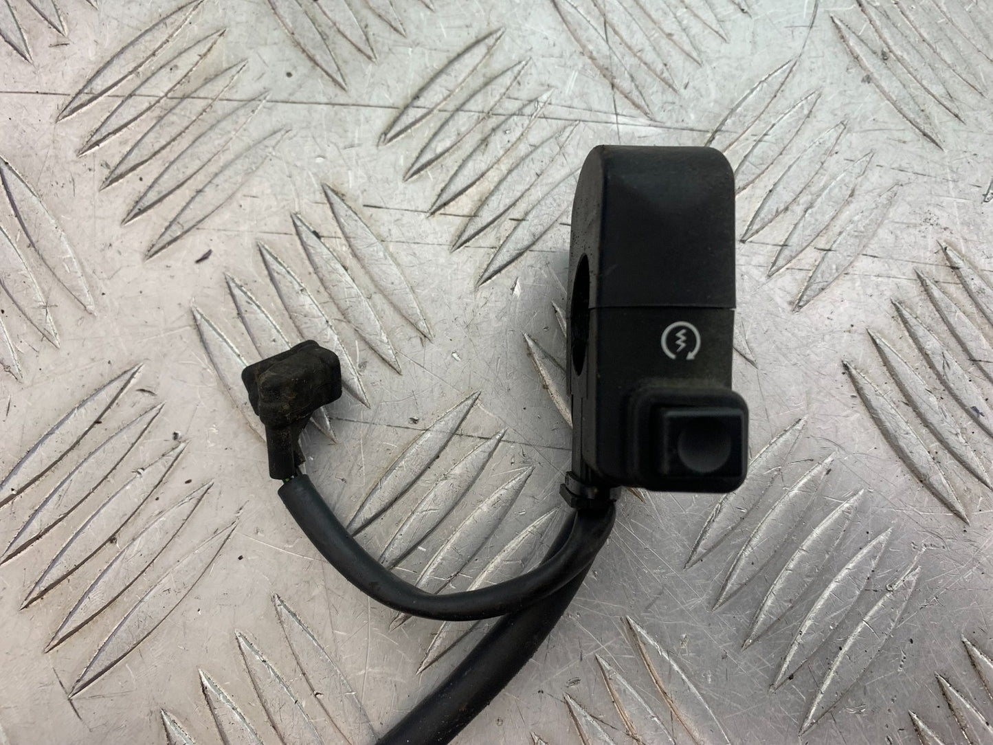 HONDA CBF125 CBF 125 RIGHT SWITCH GEAR   YEAR 2009-14 (CMB1182)