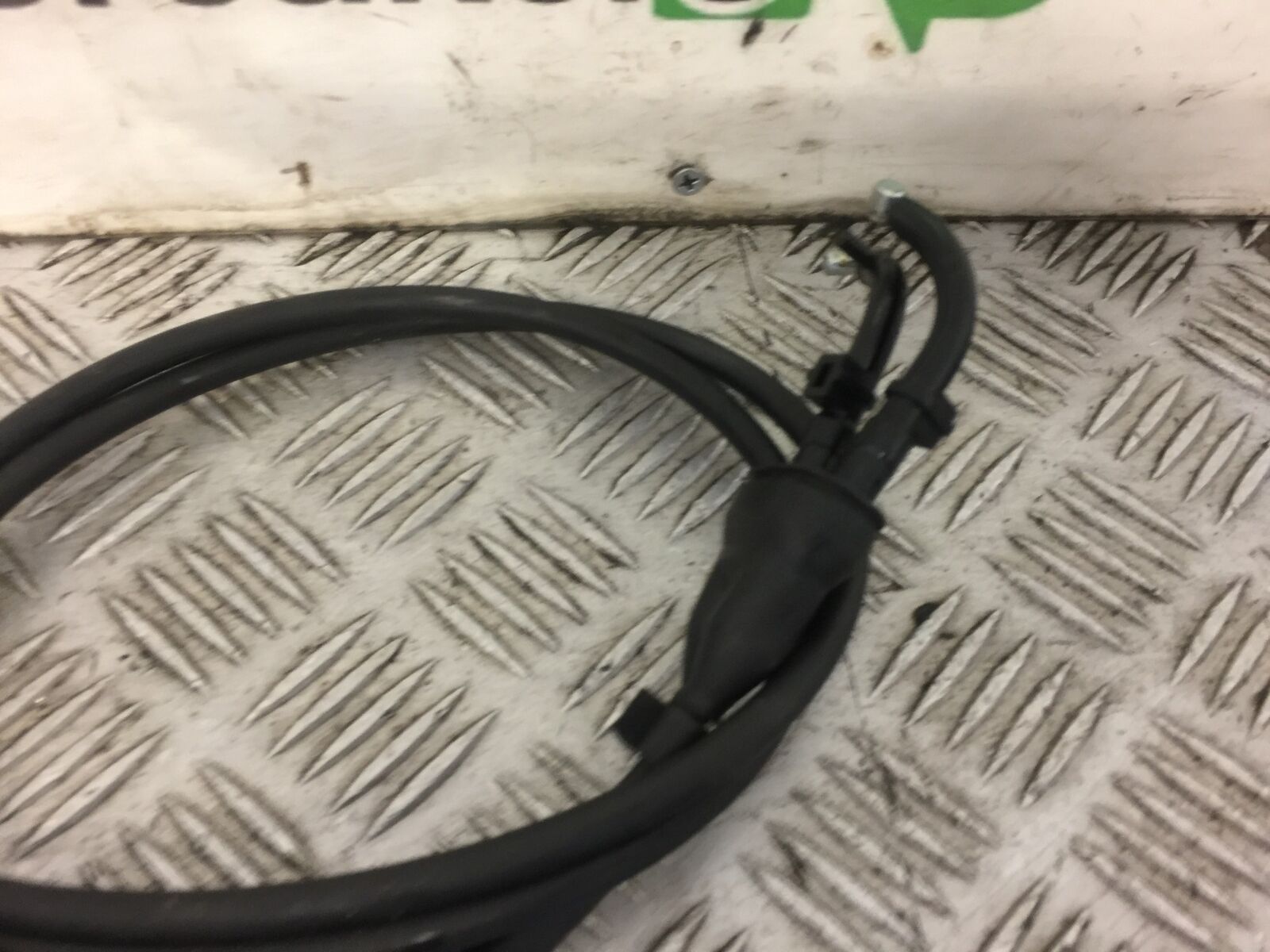 YAMAHA MT07 MT-07 THROTTLE CABLES   YEAR 2014 (STOCK 467)