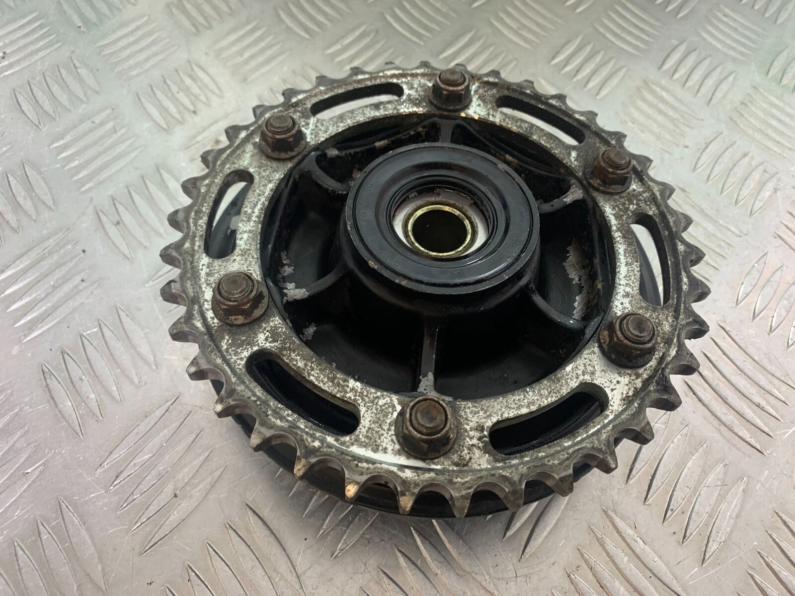 YAMAHA XJR1300 XJR 1300 REAR SPROCKET CARRIER   YEAR 1999-2003 (CMB1055)
