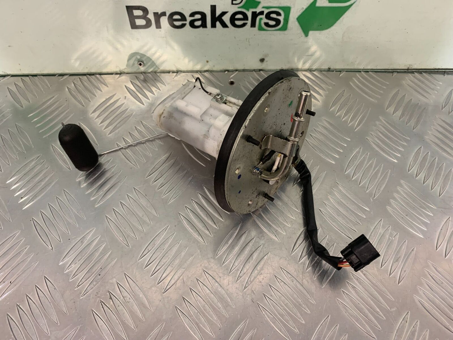 HONDA CB500 F CB500F PETROL PUMP  YEAR 2022 (STOCK 951)