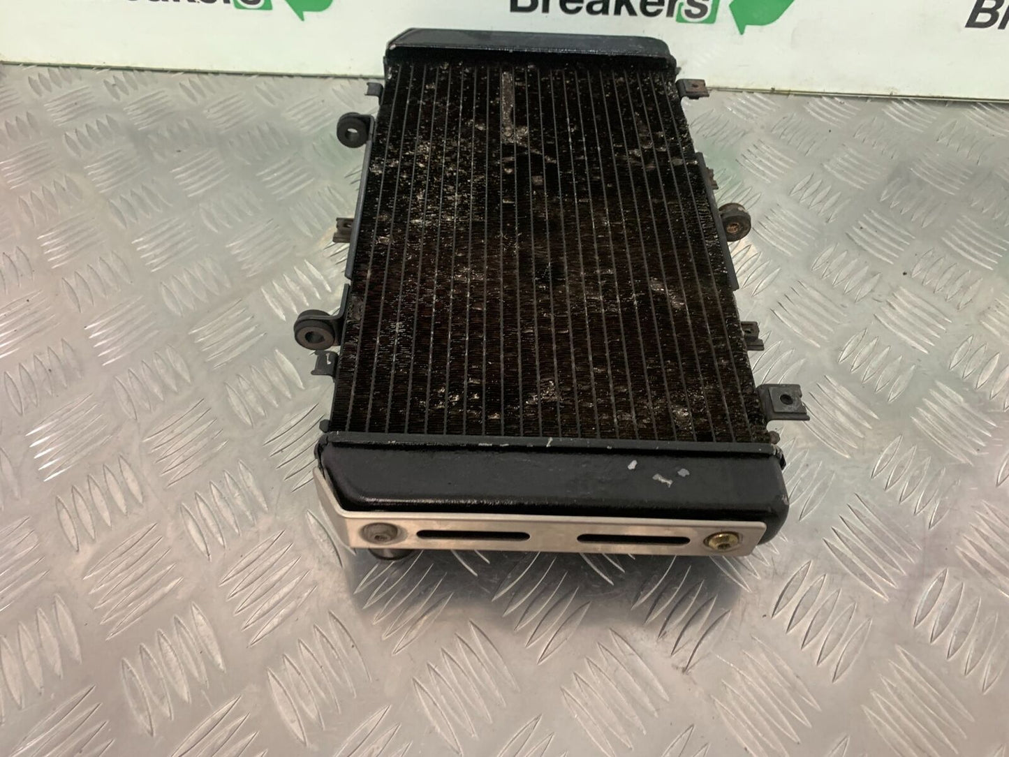 KAWASAKI Z750 Z 750 RADIATOR  YEAR 2004-2006  (STOCK 963)