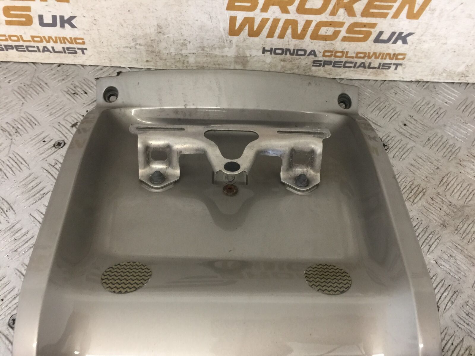 HONDA GL1800 GL 1800 REAR CENTER PANEL YEAR 2004-10 ABS (STOCK 890)