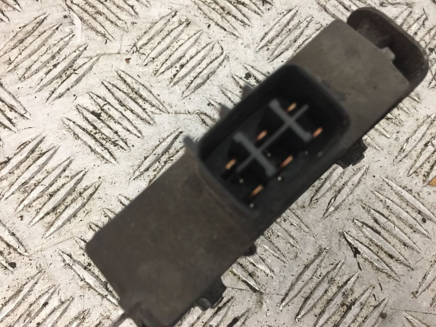 KAWASAKI Z1000 REGULATOR  YEAR 2007-2009 (STOCK 763)