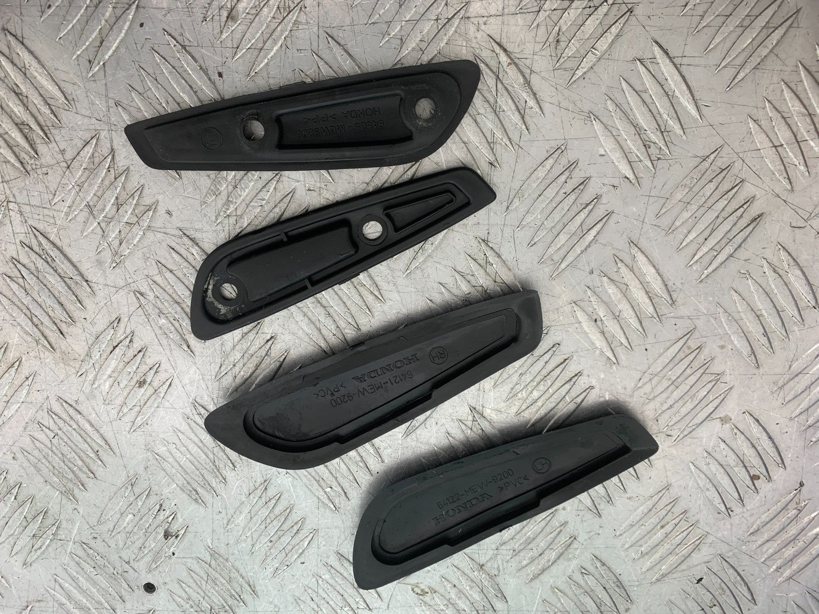HONDA NT 700 V DEAUVILLE SCREEN COVERS  YEAR 2006-2010 (CMB1298)