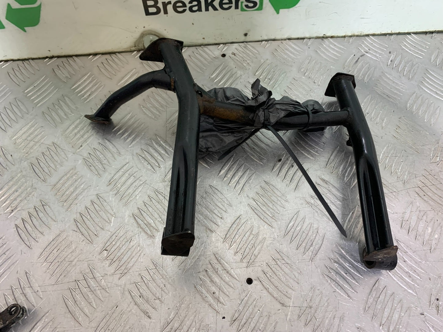 TRIUMPH 1050 SPRINT ST CENTER STAND 2003-2011 (CMB1285)