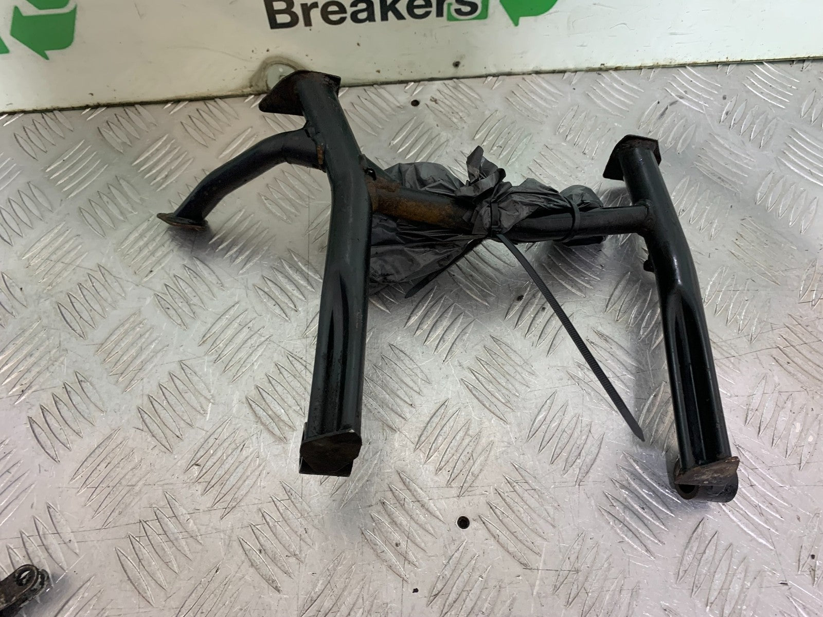 TRIUMPH 1050 SPRINT ST CENTER STAND 2003-2011 (CMB1285)
