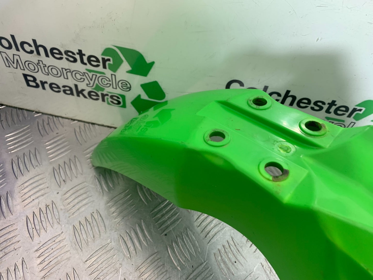 KAWASAKI KXF450 KXF 450 FRONT MUDGUARD  YEAR 2013 CMB1217)