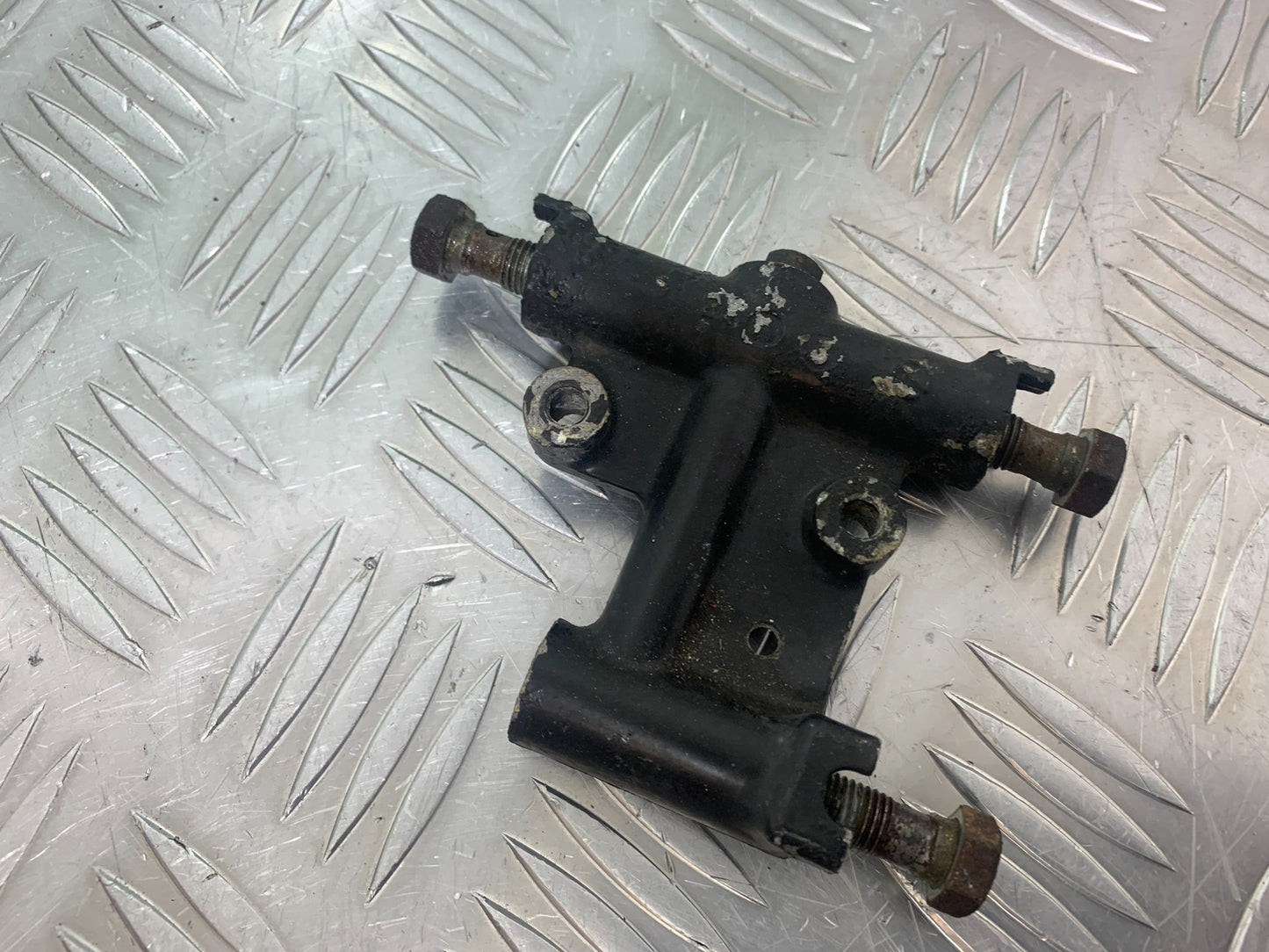 HONDA CX500 CX 500 FRONT BRAKE SPLITER  1978 1981 (CMB1137)