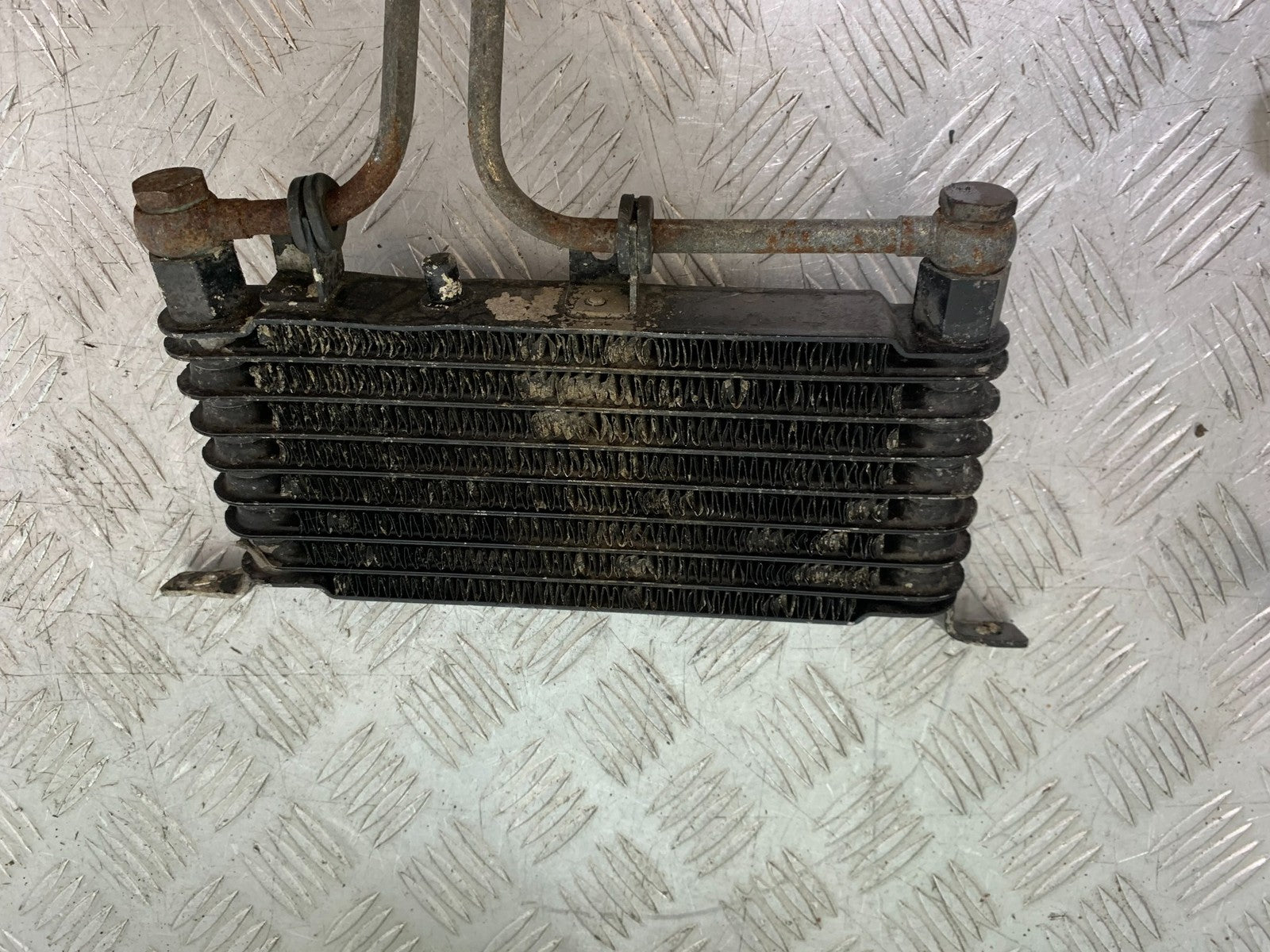 TRIUMPH 955I SPRINT RS OIL COOLER AND LINES   YEAR 1999-03 (CMB1313)