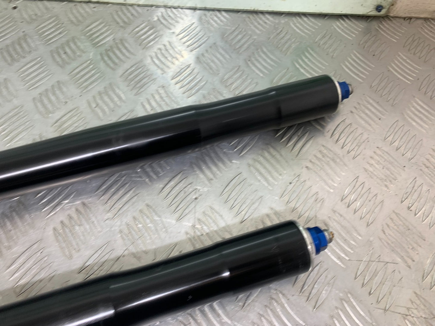 TRIUMPH SPEED TRIPLE R 1050 FORKS   2009 (CMB1183)