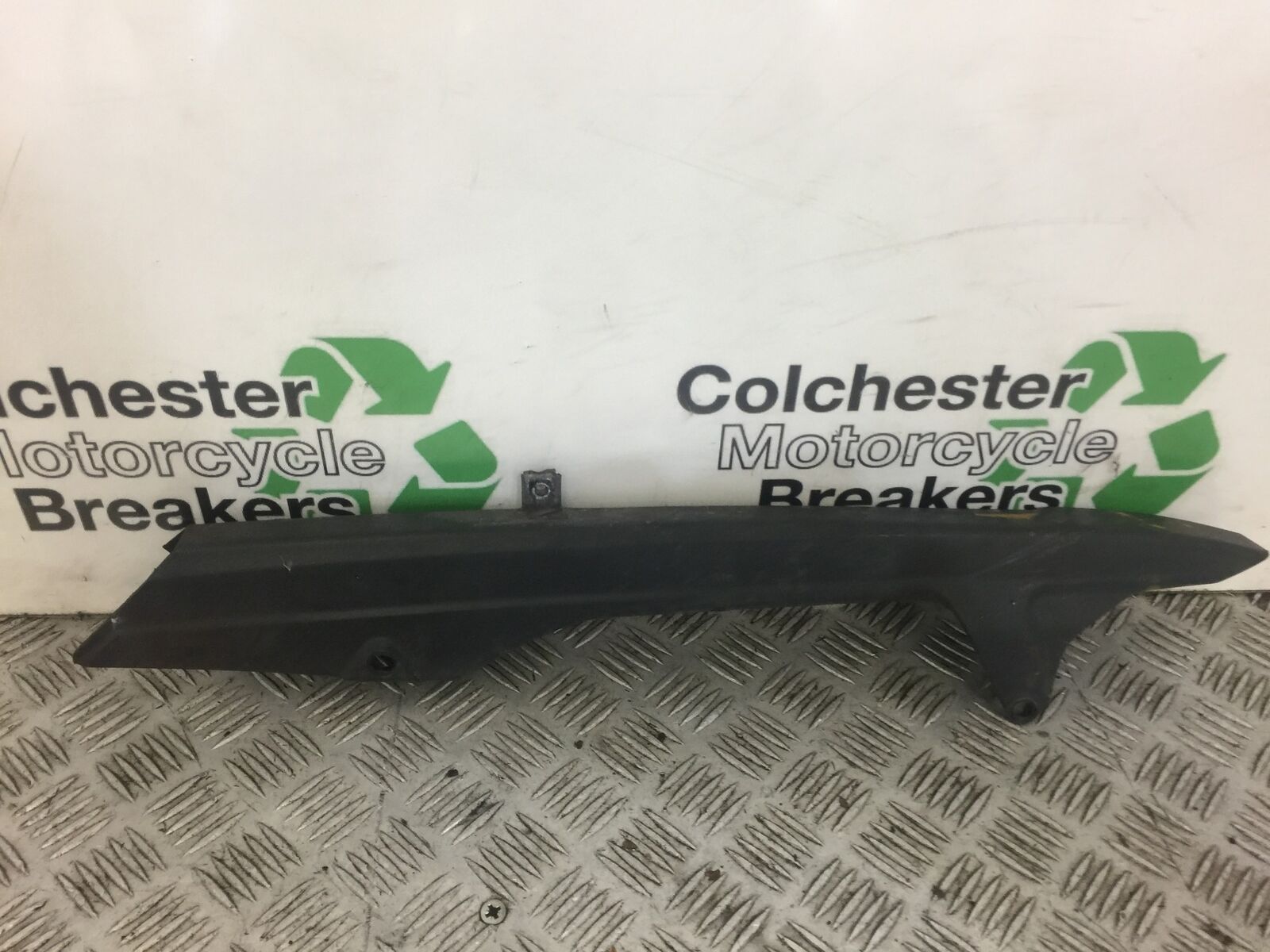 HONDA CBF125 CBF 125 CHAIN GUARD  YEAR 2011 (STOCK 350)