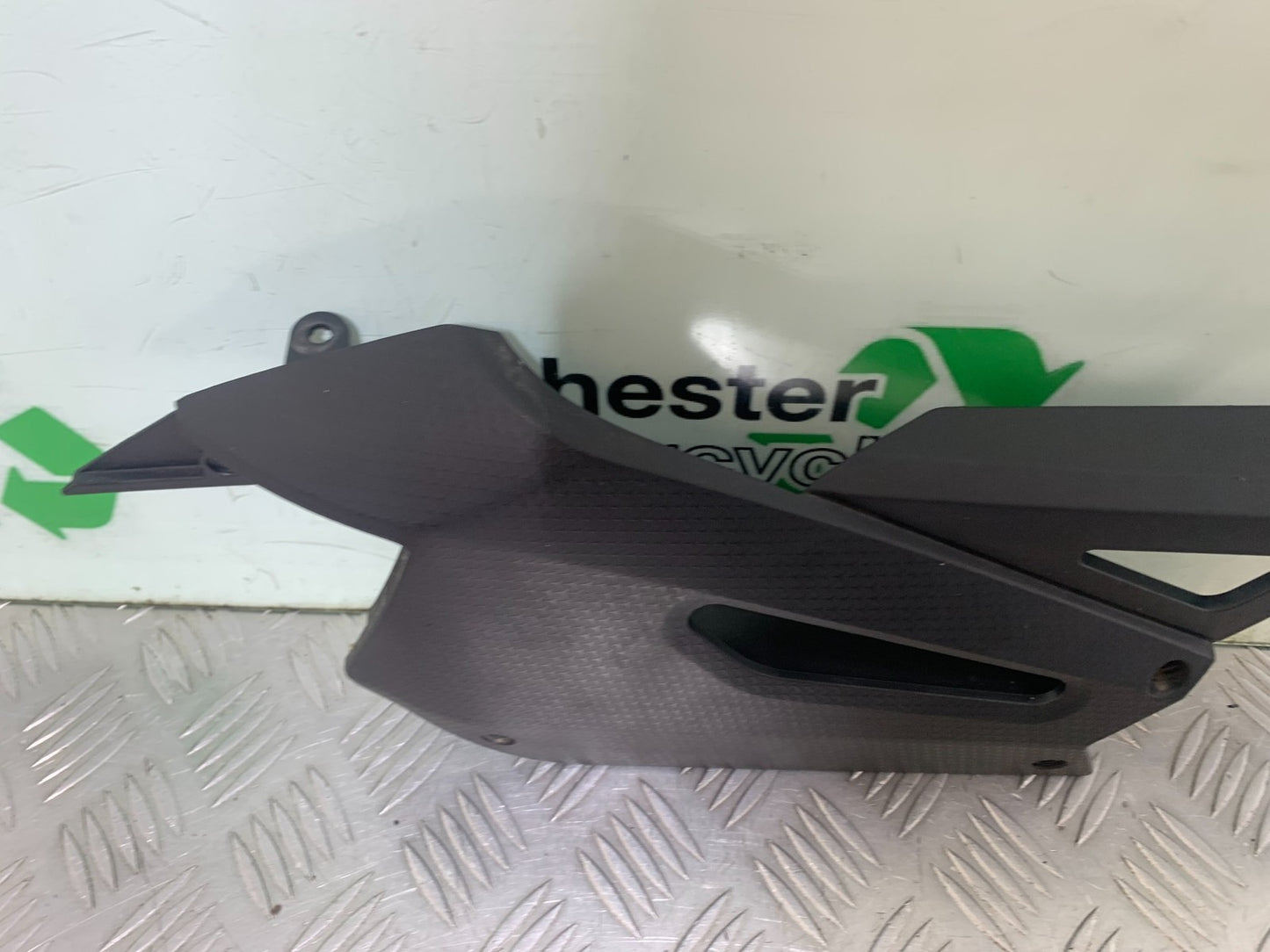 APRILIA RS660 RS 660 CHAIN GUARD  YEAR 2020-2024 (CMB1202)