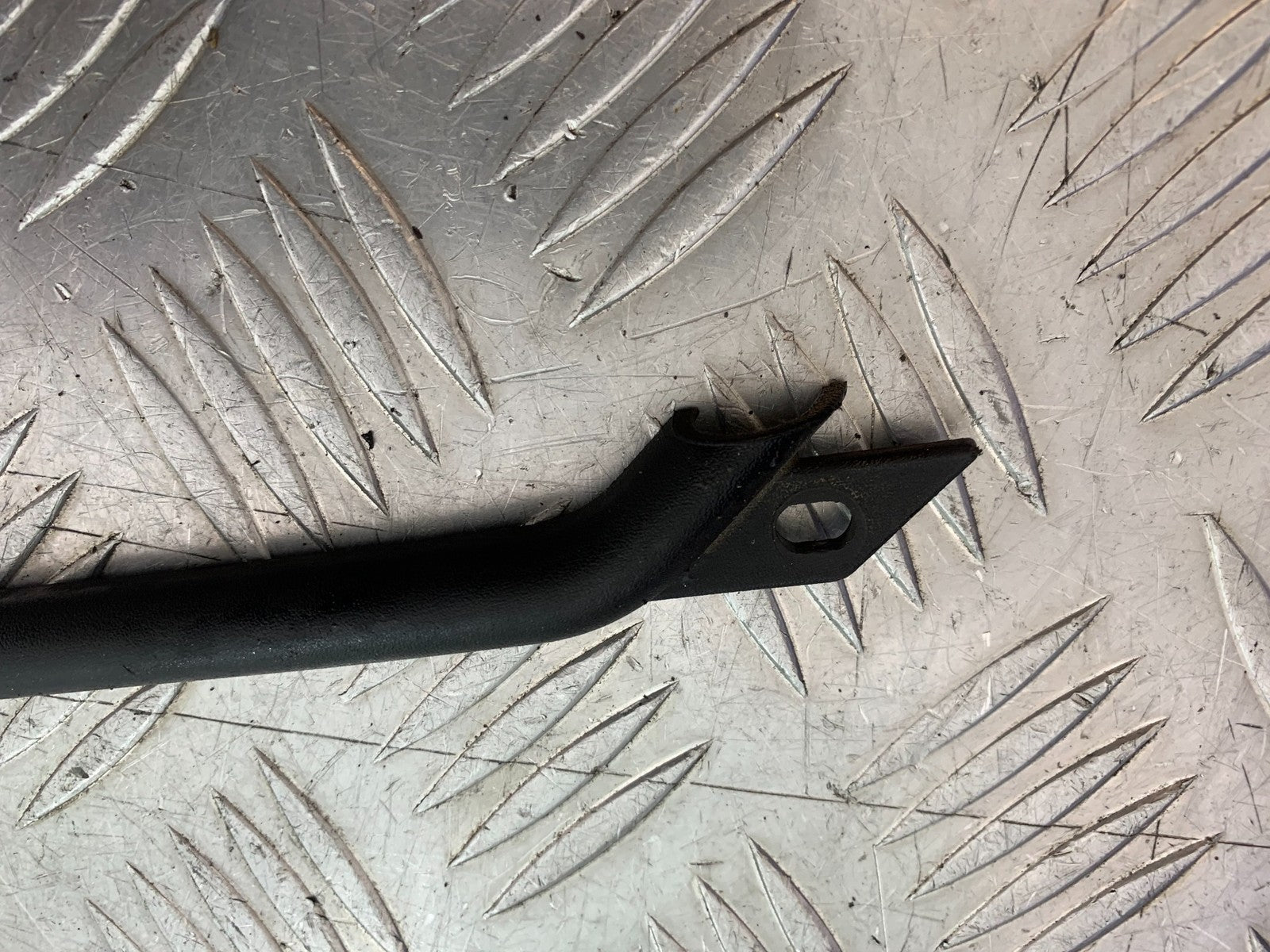 TRIUMPH SPEED TRIPLE R 1050 REAR BRAKE LINE COVER   2009 (CMB1183)
