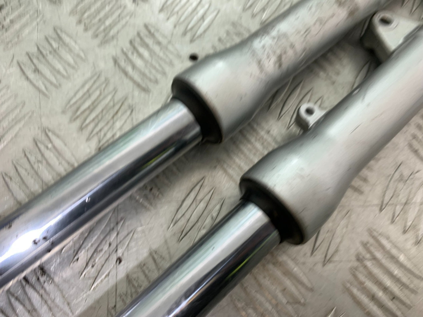HONDA NSC110 VISION FORKS   YEAR 2017-2020 (CMB1249)