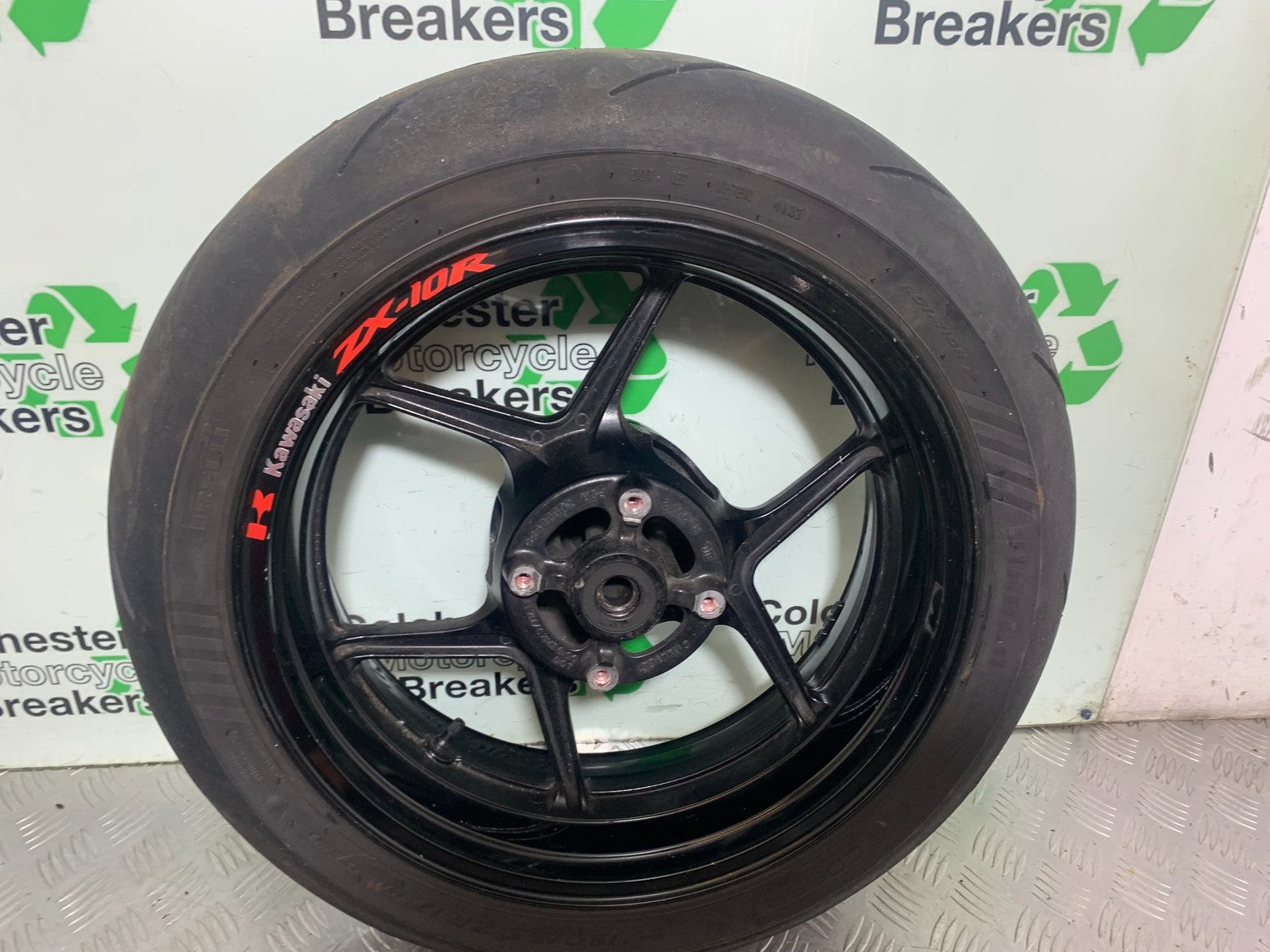 KAWASAKI ZX10R ZX10 R REAR WHEEL   2008-2010 (CMB1206)