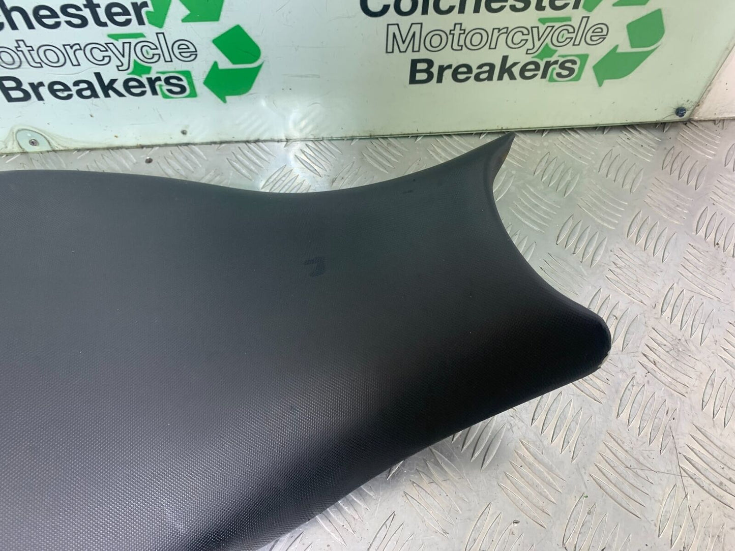 KAWASAKI ER6 F SEAT  YEAR 2005-2008 (CMB1098)