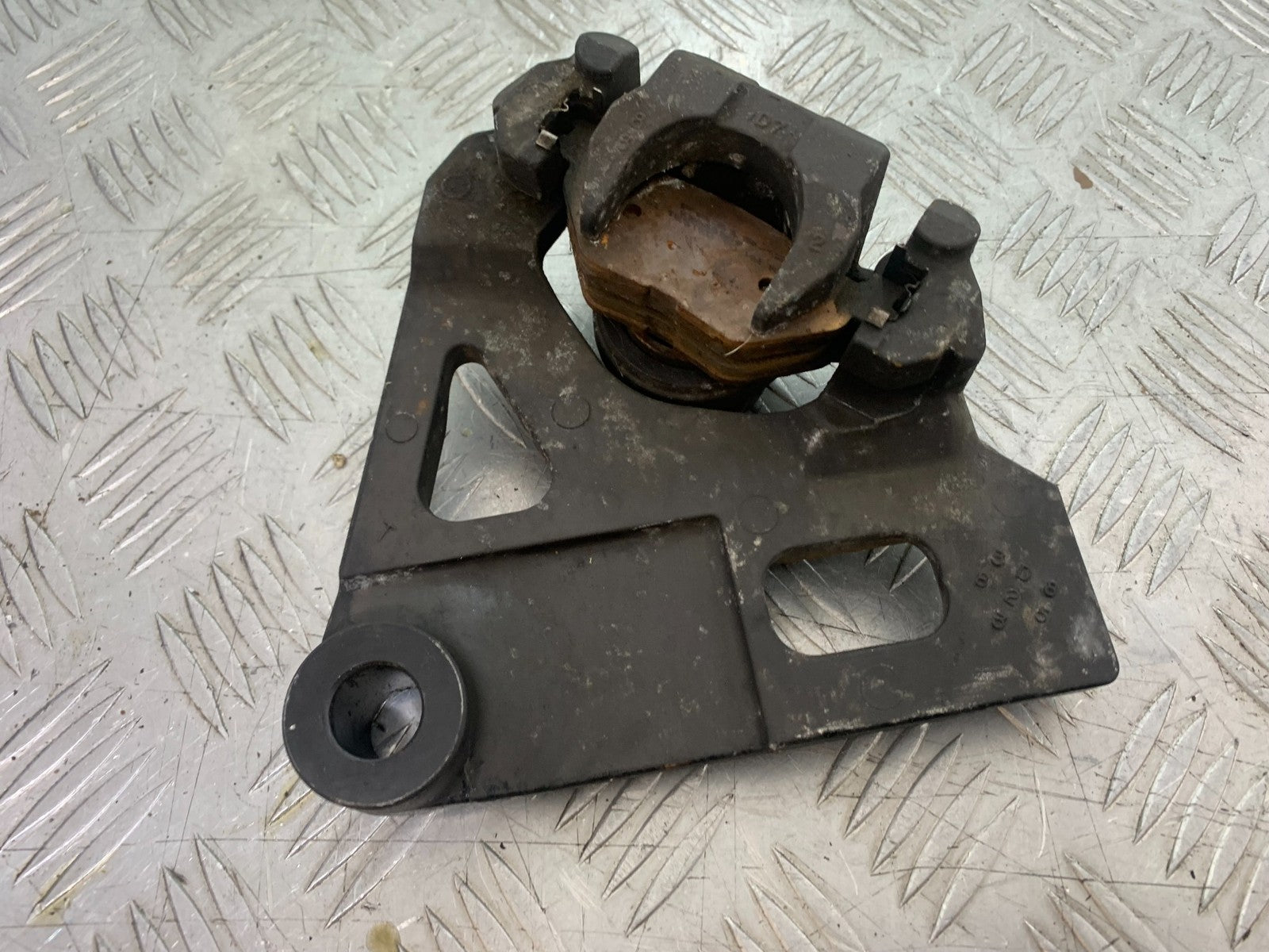 YAMAHA XVS 1300 MIDNIGHT STAR REAR BRAKE CALIPER   YEAR 2007-16 (CMB1200)