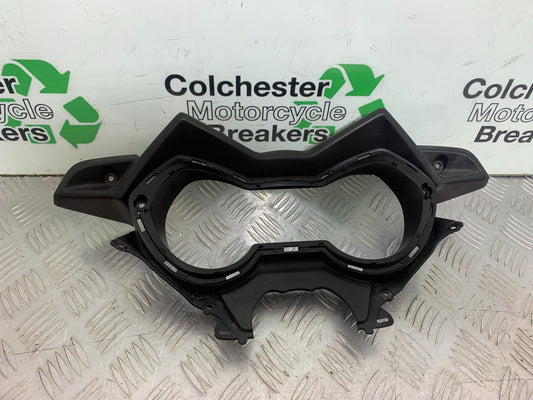 YAMAHA XMAX 300 CLOCK SURROUND   YEAR 2017-2020 (CMB1218)