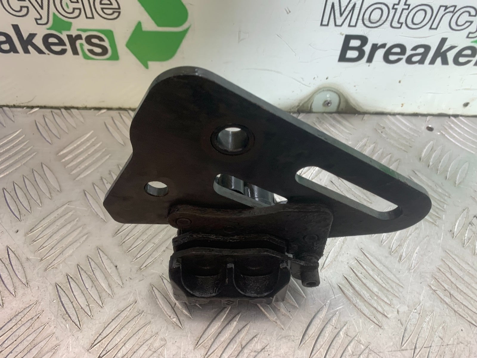 BENELLI BN125 BN 125 REAR BRAKE CALIPER  YEAR 2018-2021 (CMB1245)
