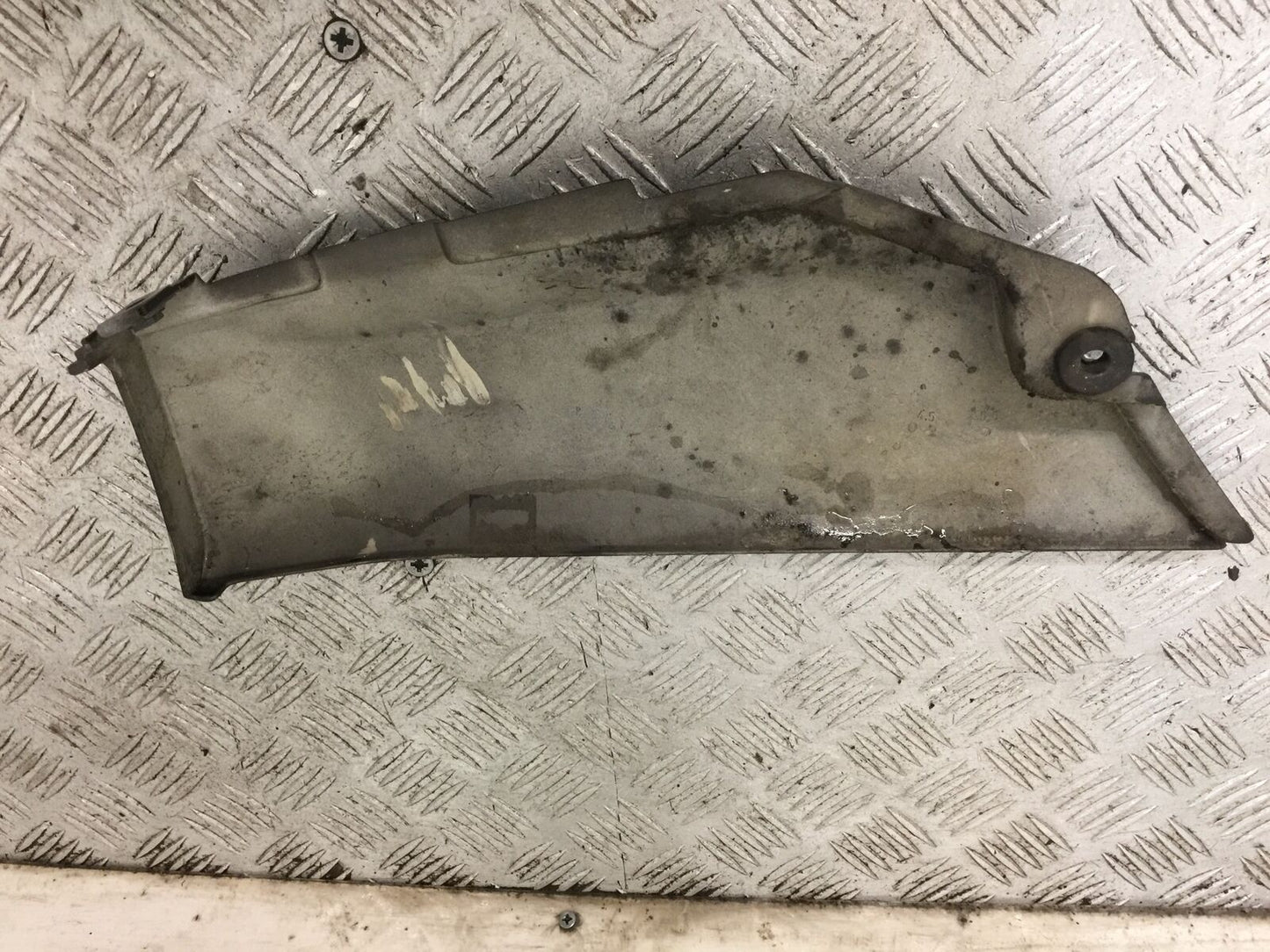 YAMAHA XTZ 750 SUPER TENERE LEFT TAIL PIECE   YEAR 1990-1995 (STOCK 889)