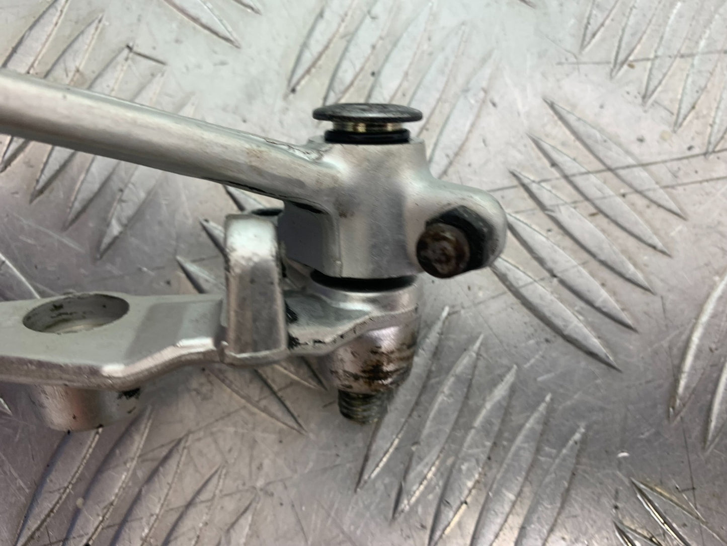 DUCATI 996 SPS 748 916 998 BRAKE PEDAL AND MOUNT 1999-2000 (CMB1209)