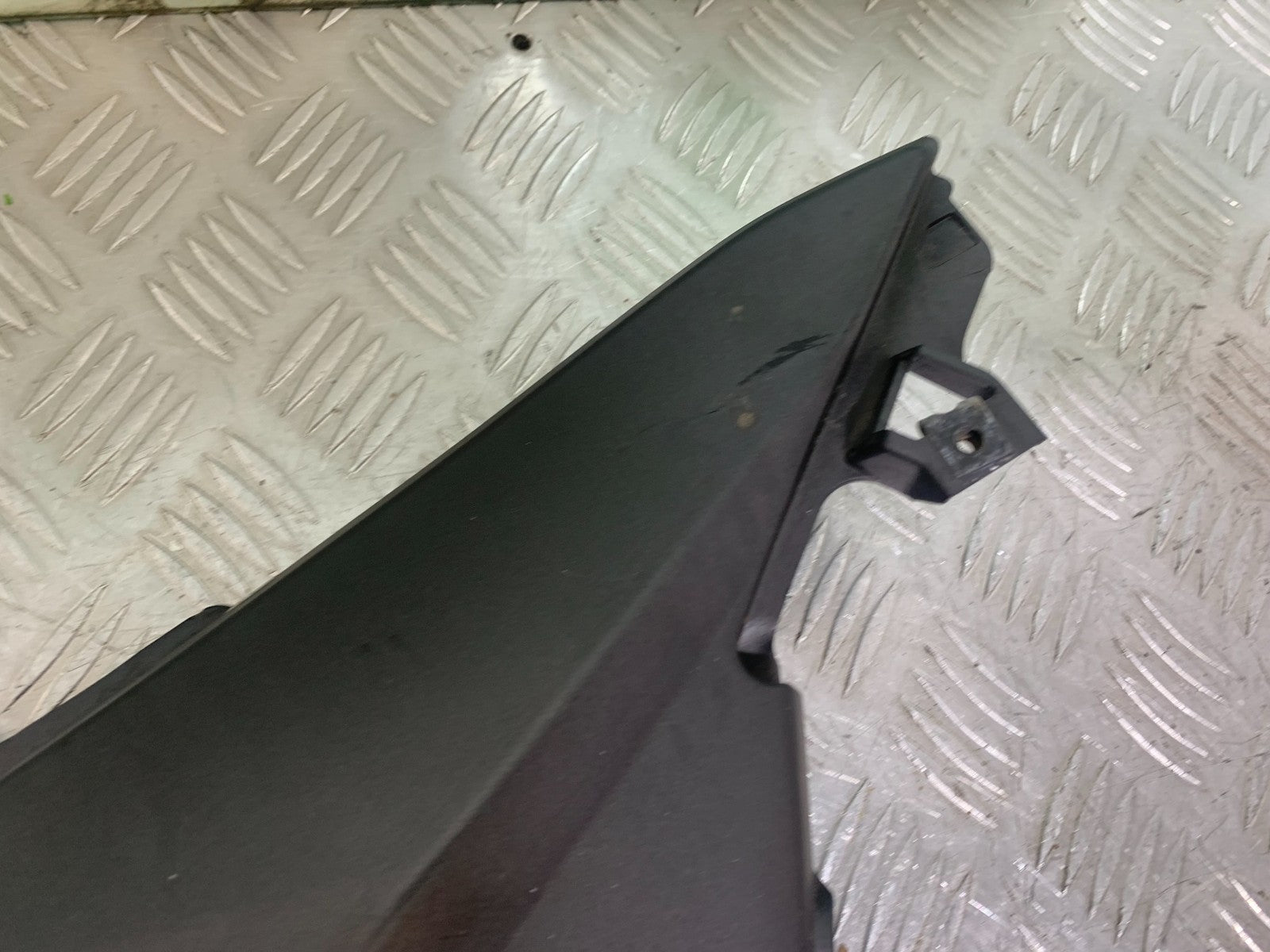 HONDA CBF125 CBF 125 RIGHT SEAT PANEL  YEAR 2009-14  (CMB1172)
