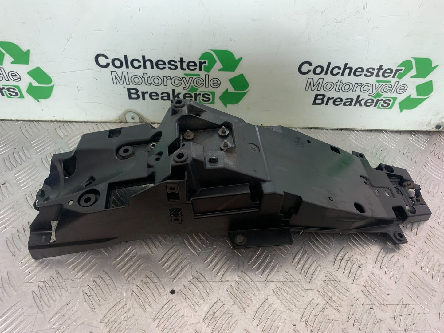 YAMAHA XSR900 XSR 900 UNDERTRAY  YEAR 2022-2024 (CMB1215)
