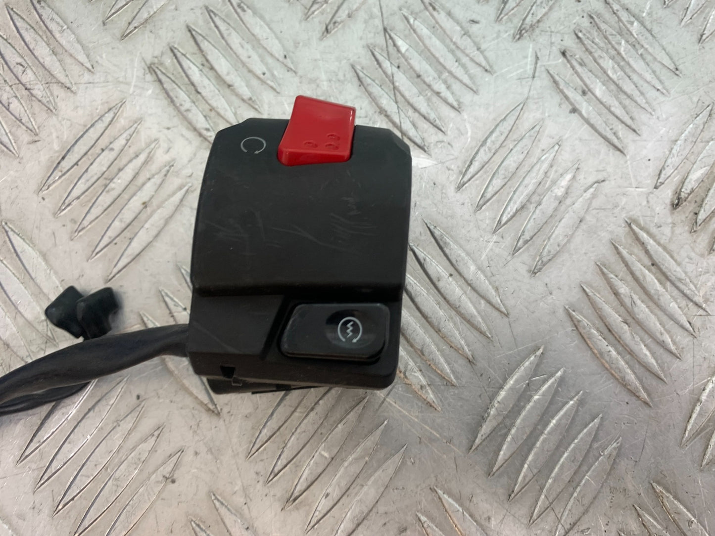 KAWASAKI Z125 Z 125 RIGHT SWITCH GEAR  YEAR  2018-2023 (CMB1167)