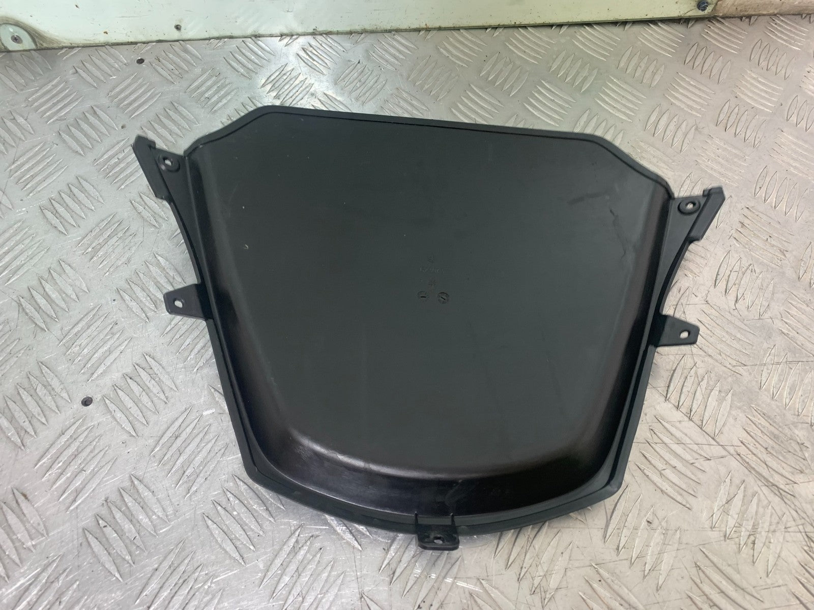 PIAGGIO MP3 250 ie INNER SCREEN PANEL YEAR 2007 (CMB1307)