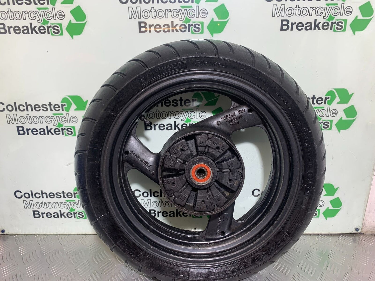 YAMAHA XJR1300 XJR 1300 REAR WHEEL  YEAR 1999-2003 (CMB1055)